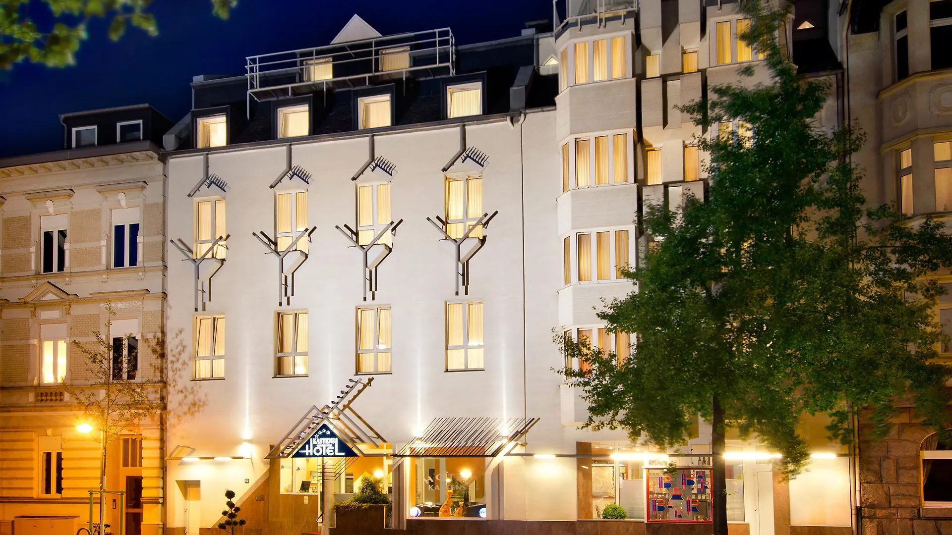 Kastens Hotel Düsseldorf 4*,