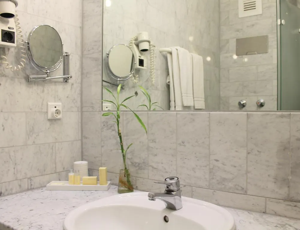 ****  Kastens Hotel Dusseldorf Germany